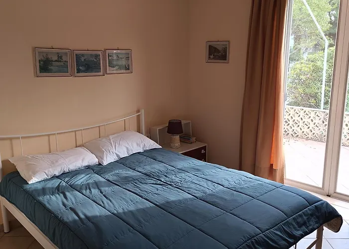 Seaside Villa In Eretria