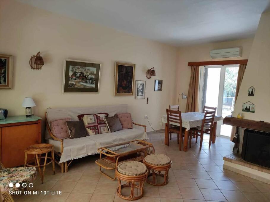 Seaside In Holiday home Eretria (Evia)